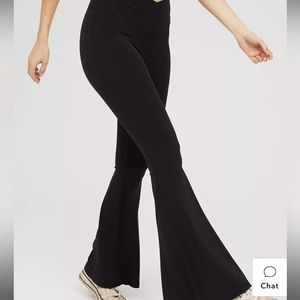 AERIE OFFLINE CROSS FLARE LEGGINGS